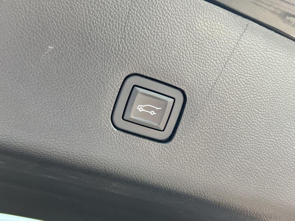 used 2019 Chevrolet Traverse car, priced at $14,800