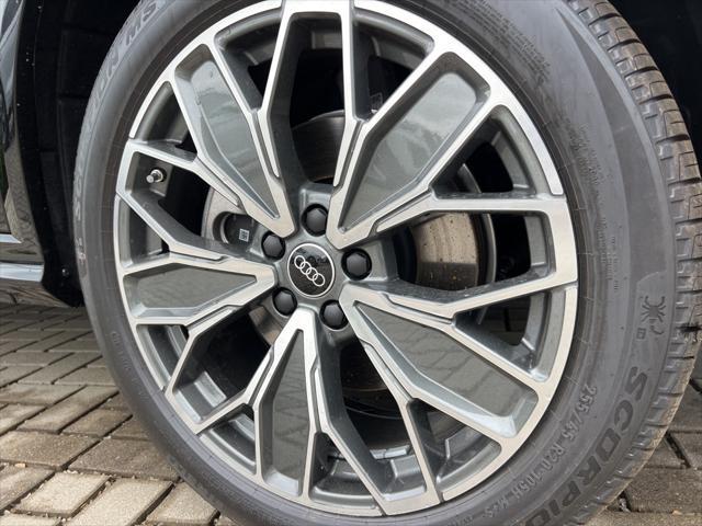 new 2025 Audi Q5 car, priced at $61,300