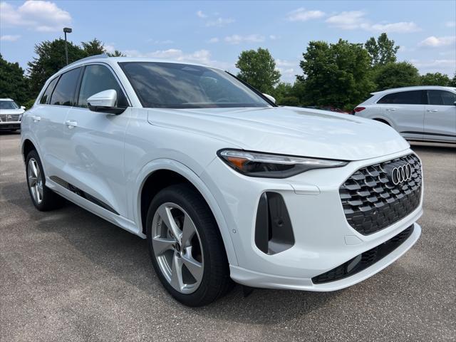 new 2025 Audi Q5 car, priced at $61,300
