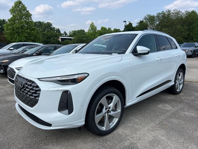 new 2025 Audi Q5 car, priced at $61,300
