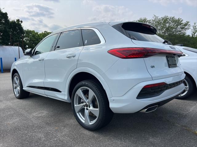 new 2025 Audi Q5 car, priced at $61,300