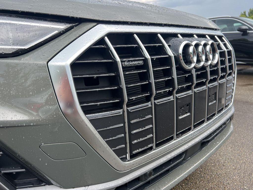 new 2025 Audi Q3 car, priced at $44,205