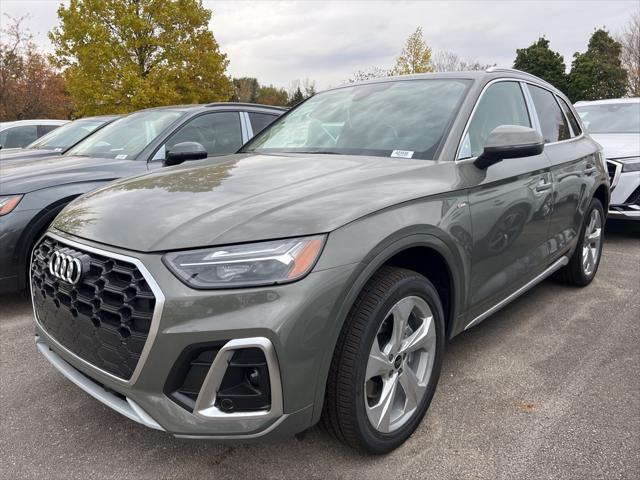 new 2025 Audi Q5 car, priced at $58,175