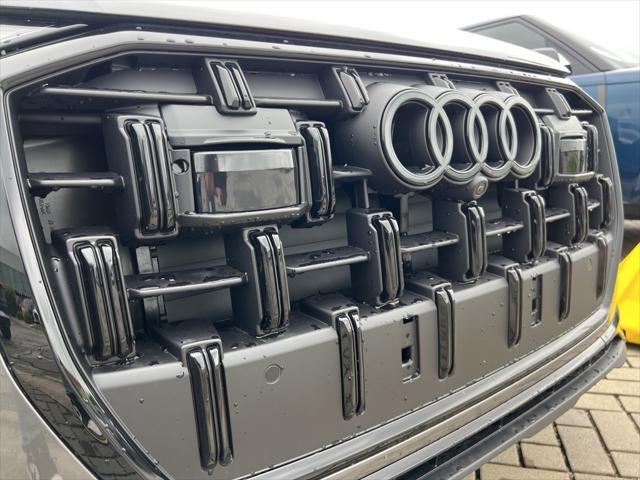 new 2025 Audi Q7 car, priced at $77,540