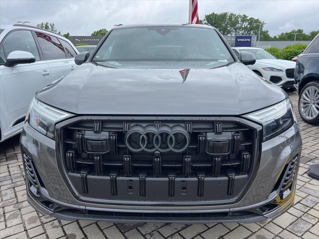 new 2025 Audi Q7 car, priced at $77,540