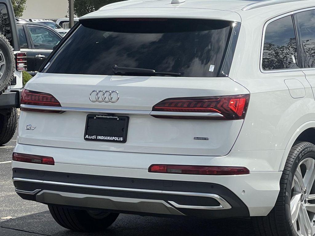 used 2021 Audi Q7 car, priced at $33,400