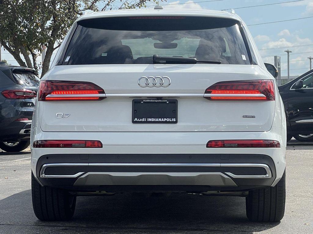 used 2021 Audi Q7 car, priced at $33,400