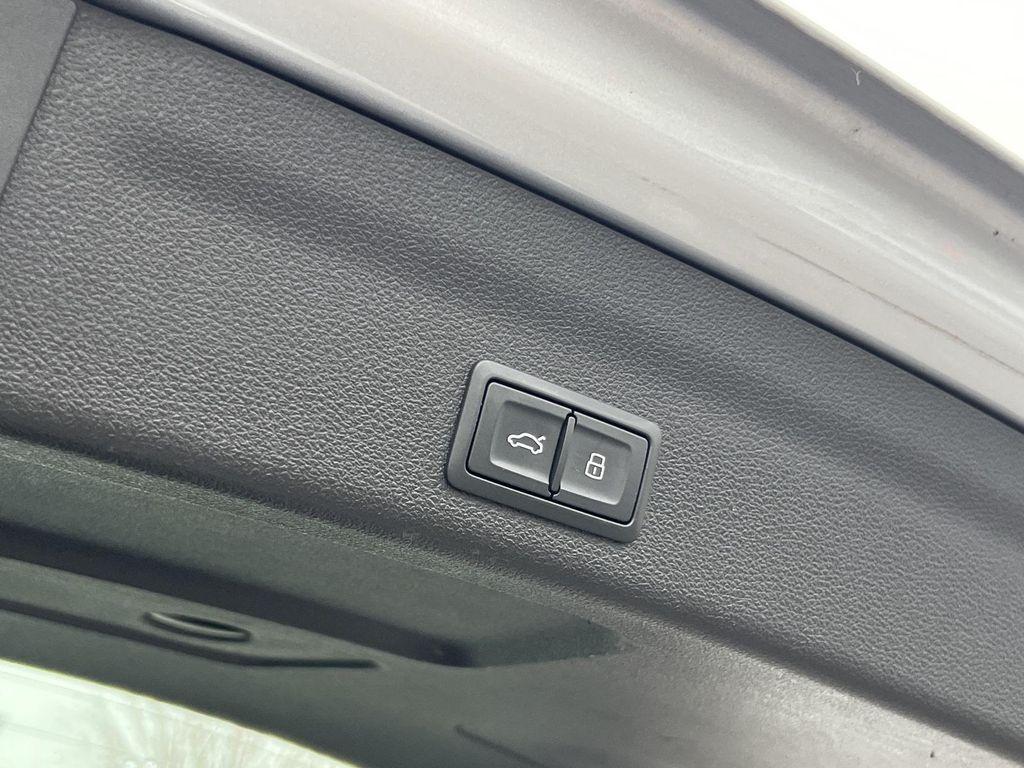 used 2022 Audi RS 6 Avant car, priced at $87,800