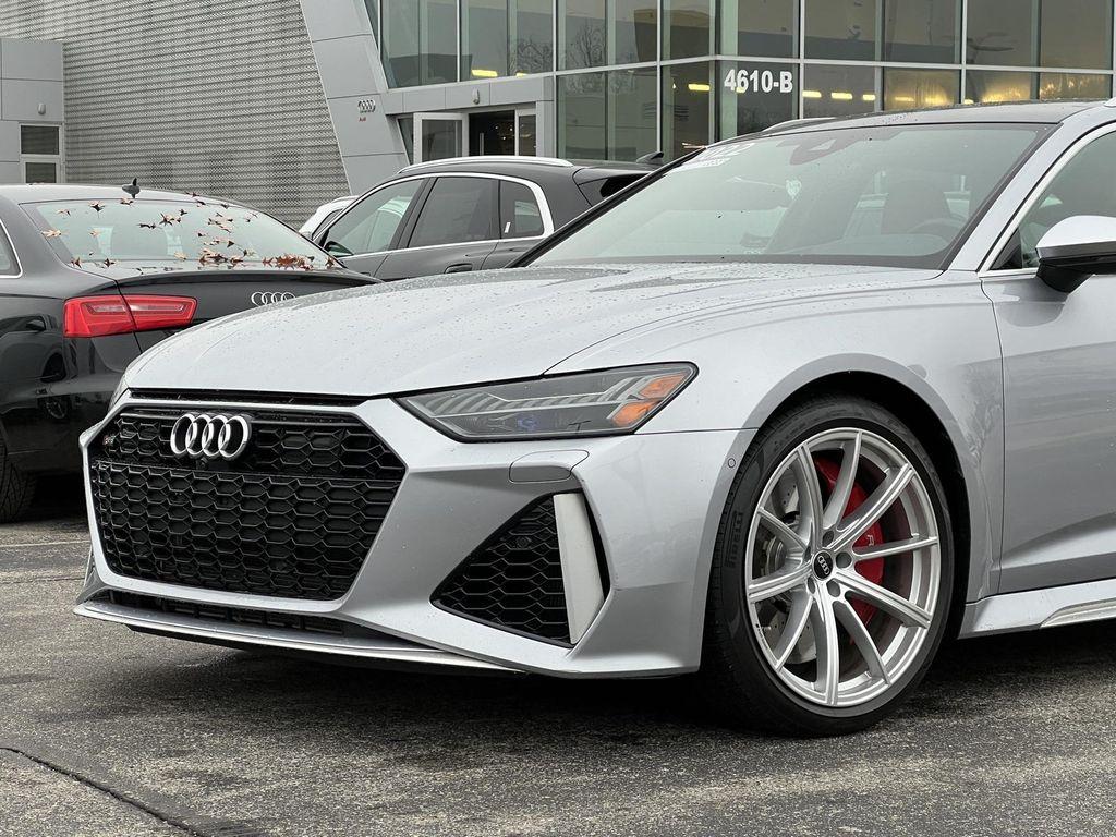 used 2022 Audi RS 6 Avant car, priced at $87,800