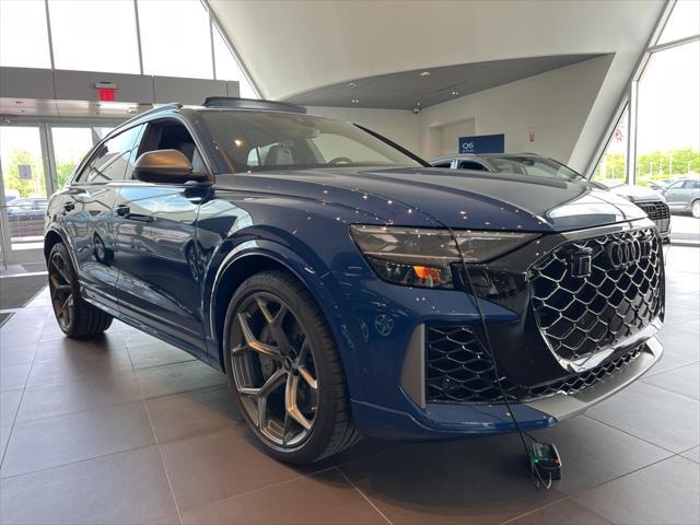 new 2025 Audi RS Q8 car, priced at $149,740