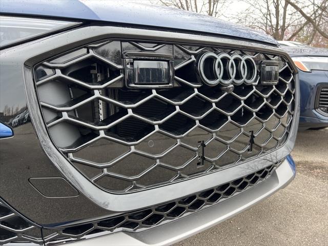 new 2025 Audi RS Q8 car, priced at $149,740
