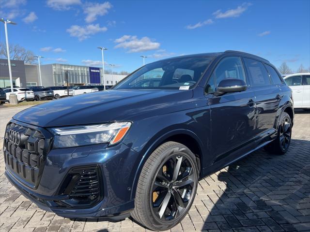 new 2025 Audi Q7 car, priced at $77,840