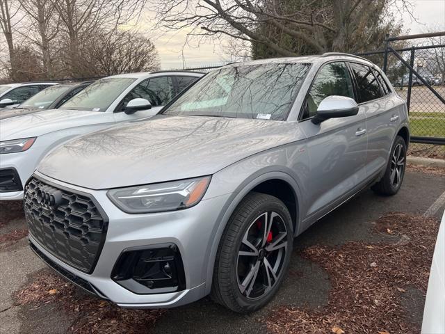 new 2025 Audi Q5 car, priced at $59,250