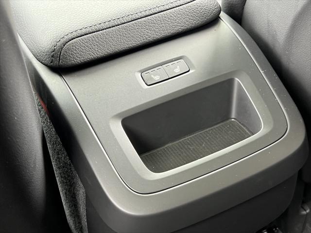 used 2022 Volvo XC60 car, priced at $36,995