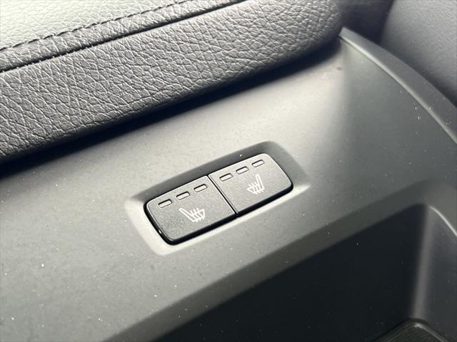 used 2022 Volvo XC60 car, priced at $36,995