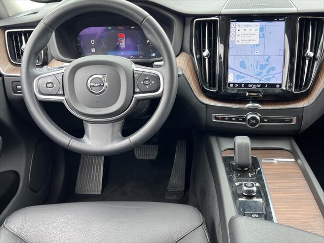 used 2022 Volvo XC60 car, priced at $36,995