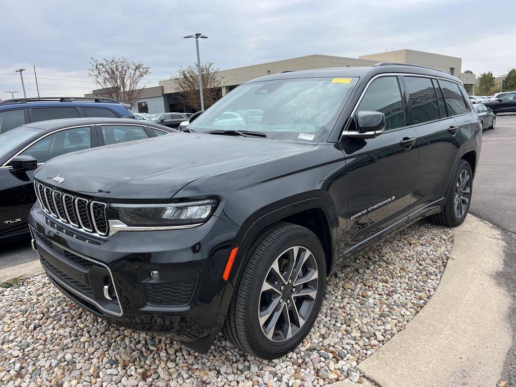 used 2025 Jeep Grand Cherokee L car, priced at $48,995