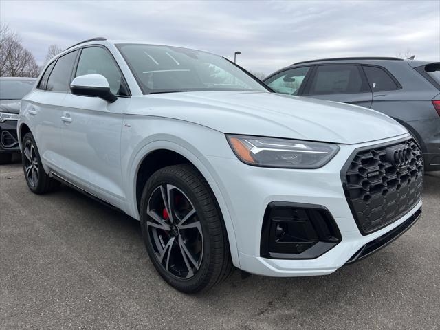 new 2025 Audi Q5 car, priced at $59,340