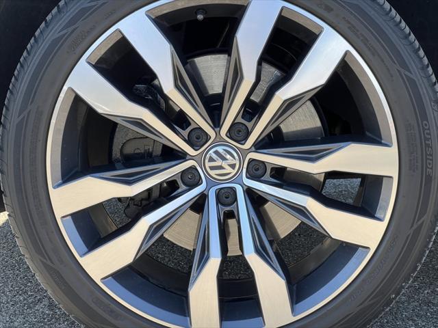 used 2021 Volkswagen Tiguan car, priced at $25,200