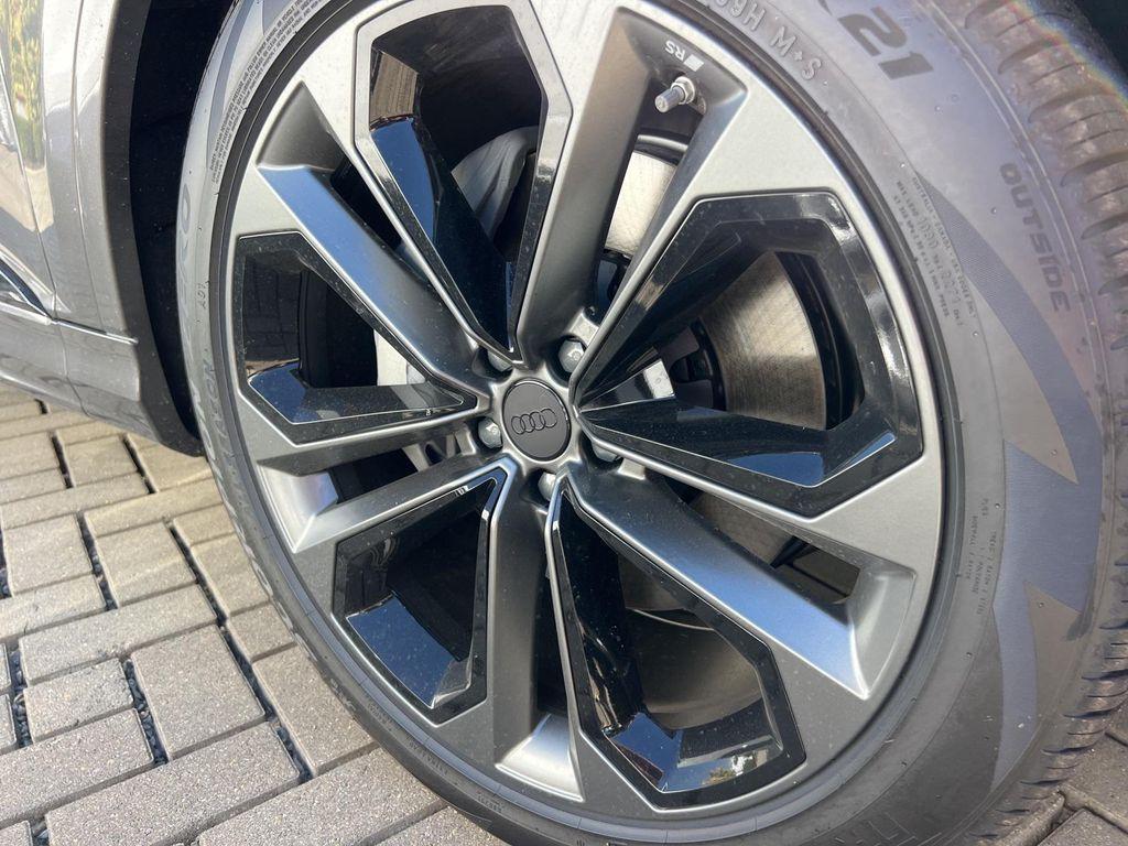 new 2026 Audi Q7 car, priced at $85,340