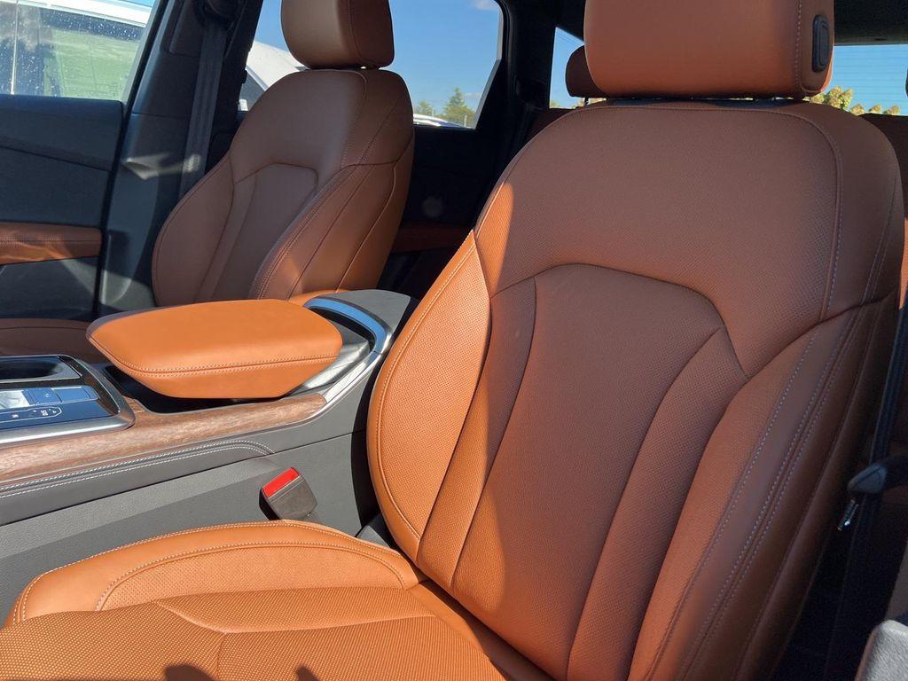 new 2026 Audi Q7 car, priced at $85,340