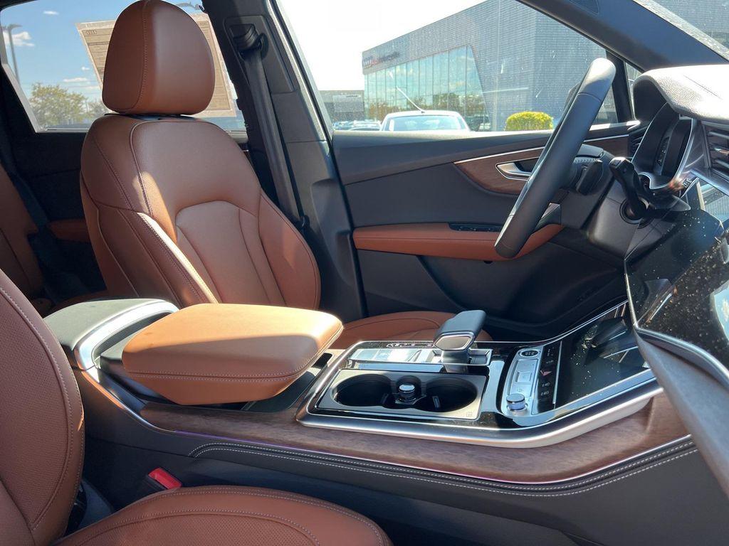 new 2026 Audi Q7 car, priced at $85,340