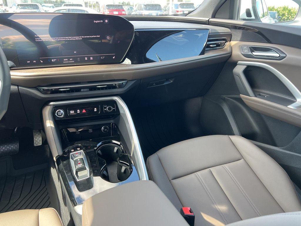 new 2025 Audi Q5 car, priced at $56,380