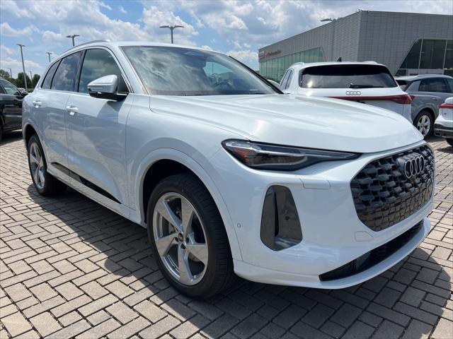 new 2025 Audi Q5 car, priced at $61,390