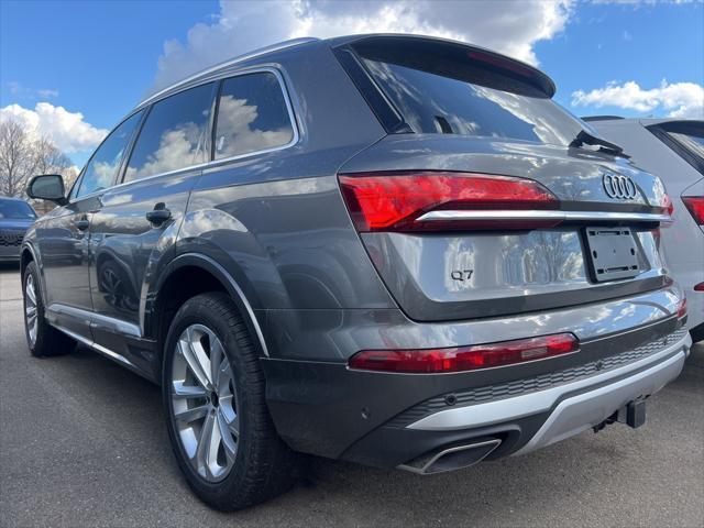 new 2025 Audi Q7 car, priced at $75,650