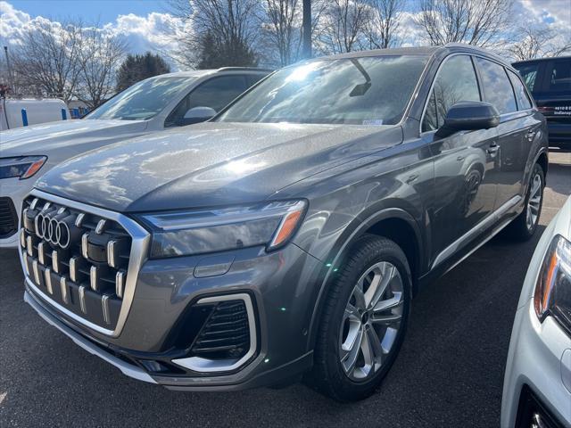 new 2025 Audi Q7 car, priced at $75,650