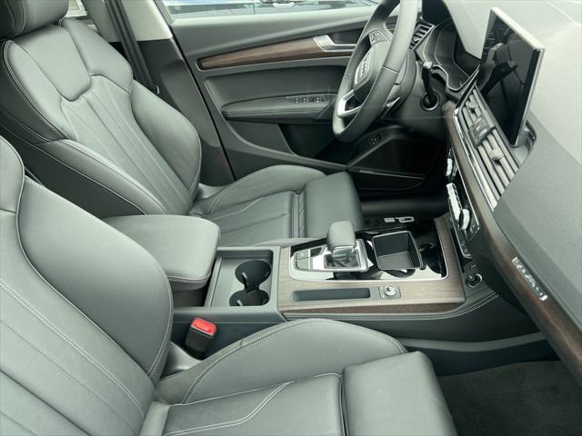 new 2025 Audi Q5 car, priced at $67,875