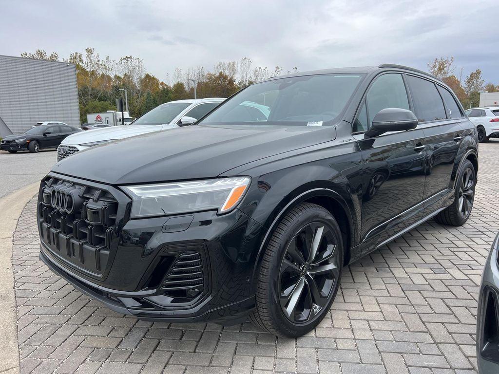 new 2026 Audi Q7 car, priced at $82,110
