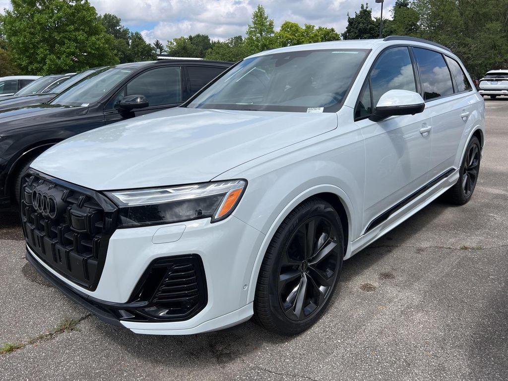 new 2025 Audi Q7 car, priced at $77,450