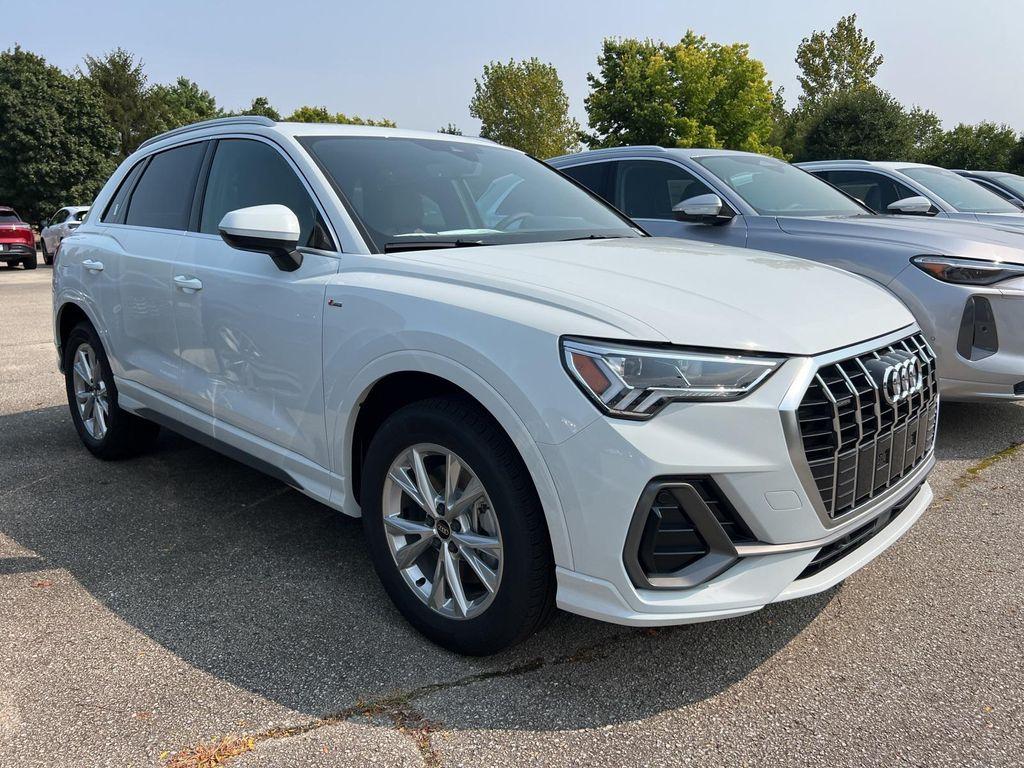 new 2025 Audi Q3 car, priced at $44,102
