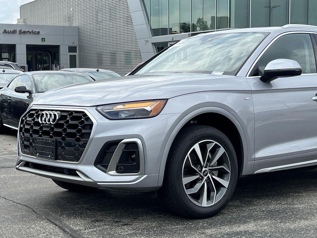 used 2022 Audi Q5 car, priced at $32,600