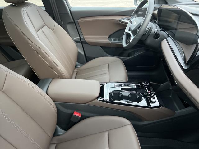 new 2025 Audi Q6 e-tron car, priced at $74,540