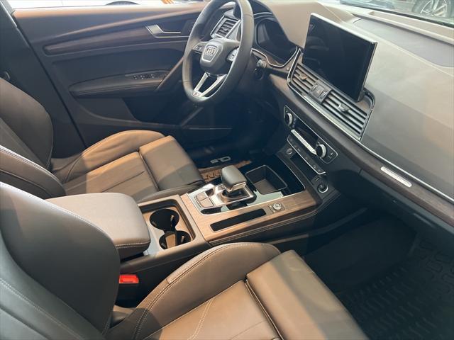 new 2025 Audi Q5 car, priced at $69,475