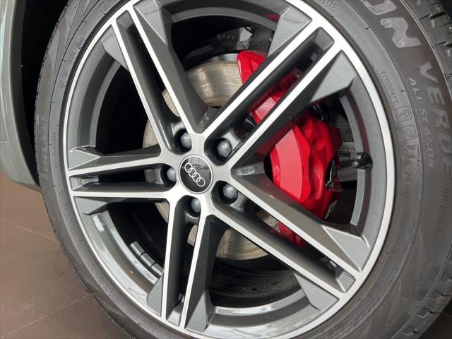 new 2025 Audi Q5 car, priced at $69,475