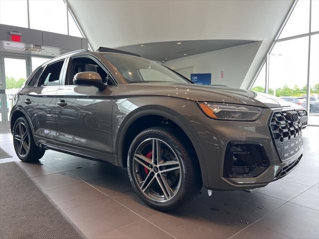 new 2025 Audi Q5 car, priced at $69,475