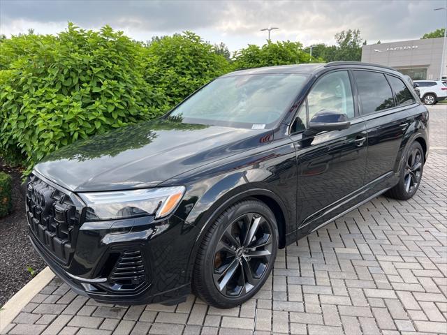 new 2025 Audi Q7 car, priced at $77,450