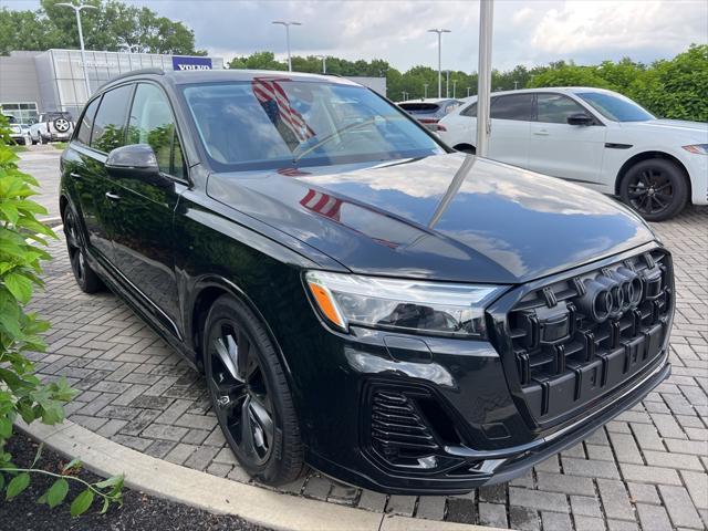 new 2025 Audi Q7 car, priced at $77,450