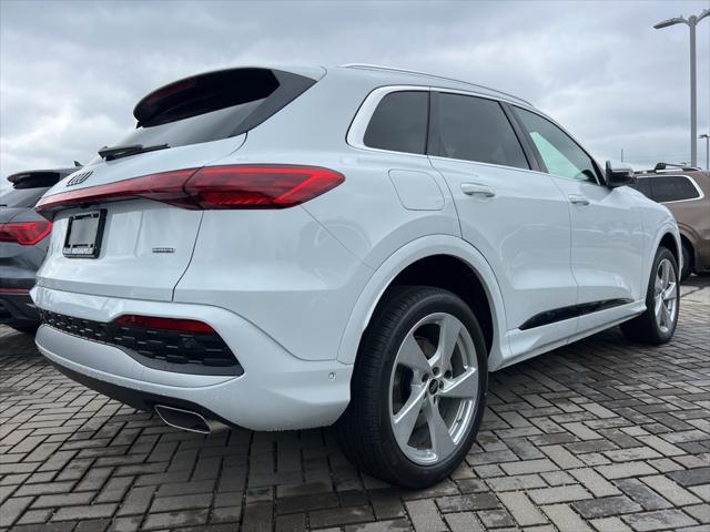 new 2025 Audi Q5 car, priced at $61,300
