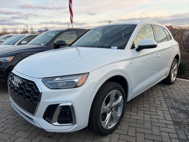 new 2025 Audi Q5 car, priced at $58,385