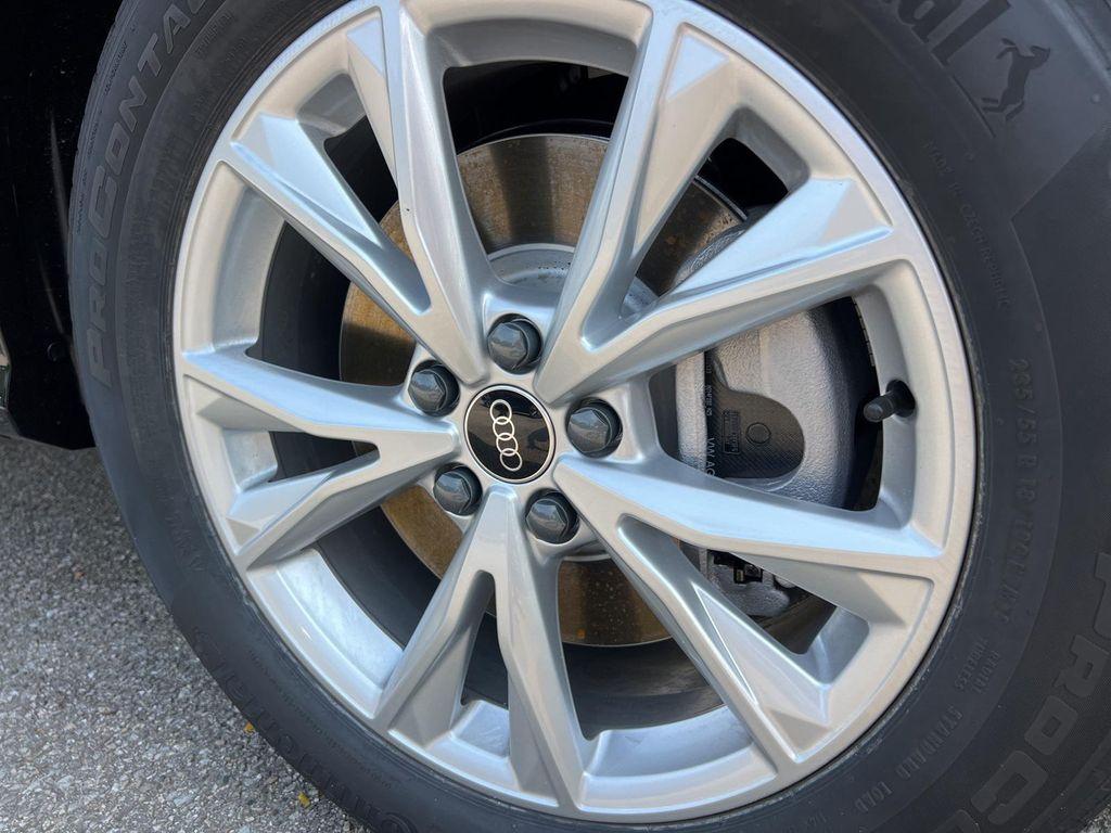 new 2025 Audi Q3 car, priced at $44,025