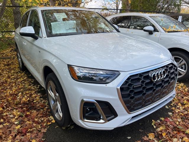 new 2025 Audi Q5 car, priced at $58,175