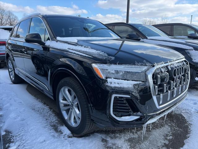 new 2025 Audi Q7 car, priced at $73,295