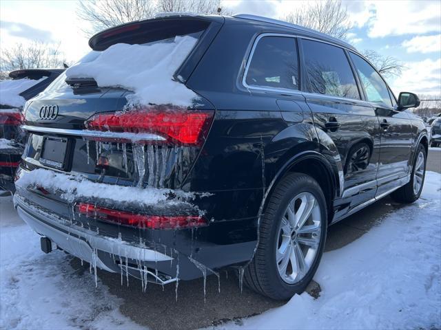 new 2025 Audi Q7 car, priced at $73,295