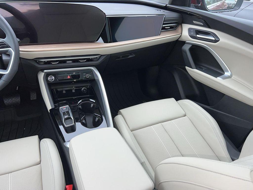 new 2025 Audi Q5 car, priced at $61,256