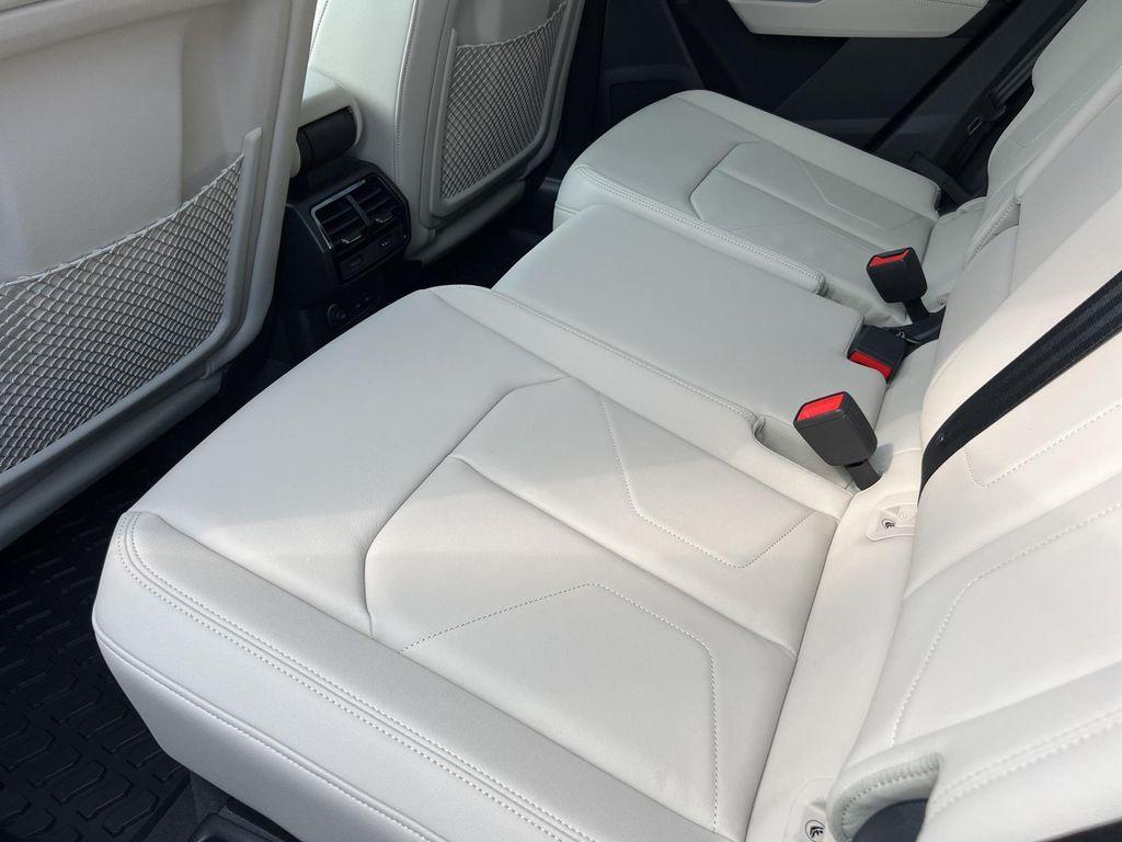 new 2025 Audi Q3 car, priced at $42,992