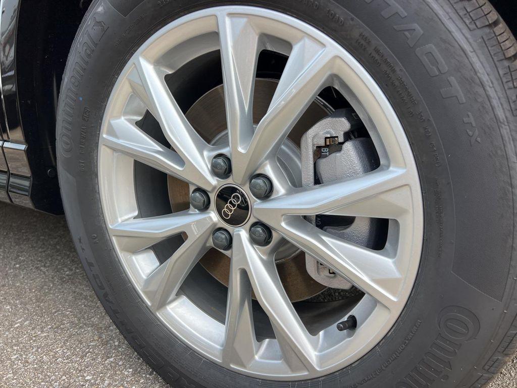 new 2025 Audi Q3 car, priced at $42,992